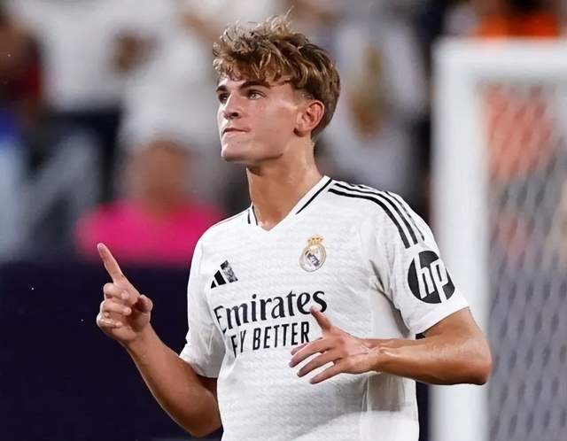 诠释了一个 诠释了一个