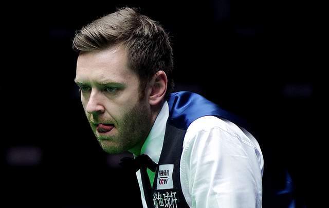 和背身拿球 和背身拿球