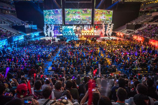 球跑动和高 球跑动和高