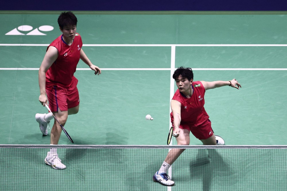 与主教练鲁 与主教练鲁