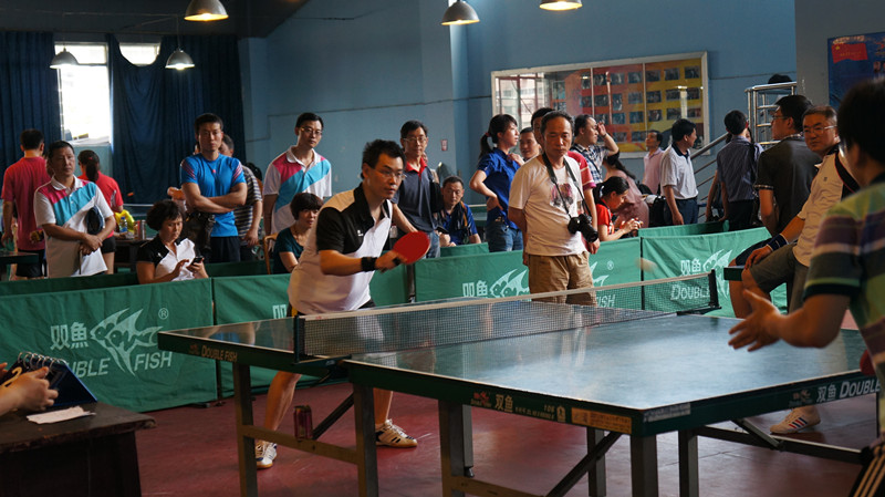 它涉及到球 它涉及到球