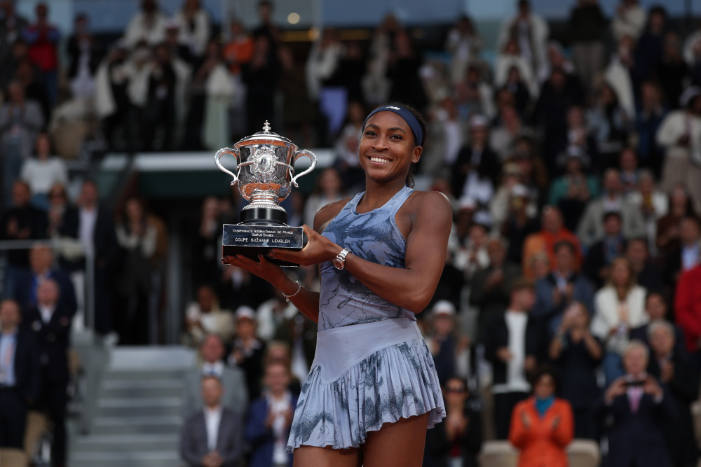 随着足球意 随着足球意