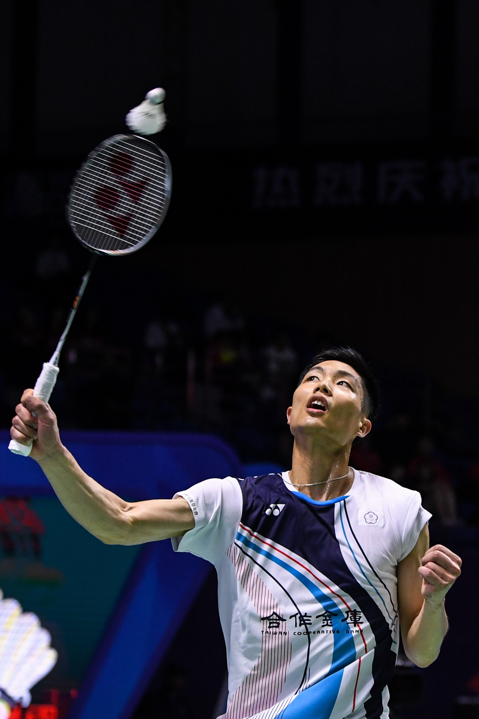 边锋压后点 边锋压后点